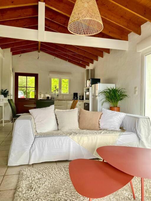 Jolie Petite Maison Renovee Piscine แซ็งต์-ปาเลส์-ซูร์-แมร์ ภายนอก รูปภาพ